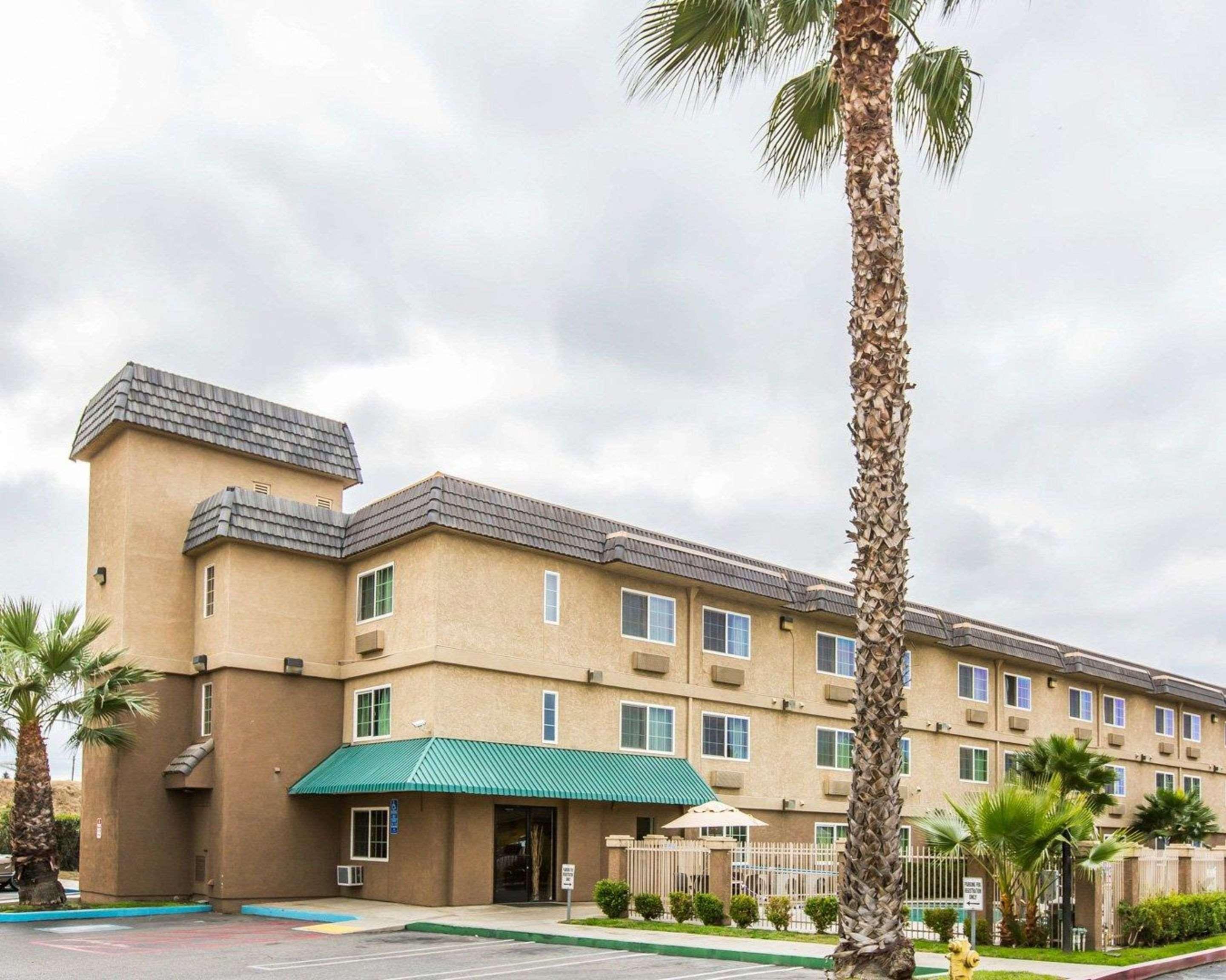 QUALITY INN MODESTO-SALIDA 2⋆ ::: MODESTO, CA ::: COMPARE HOTEL RATES